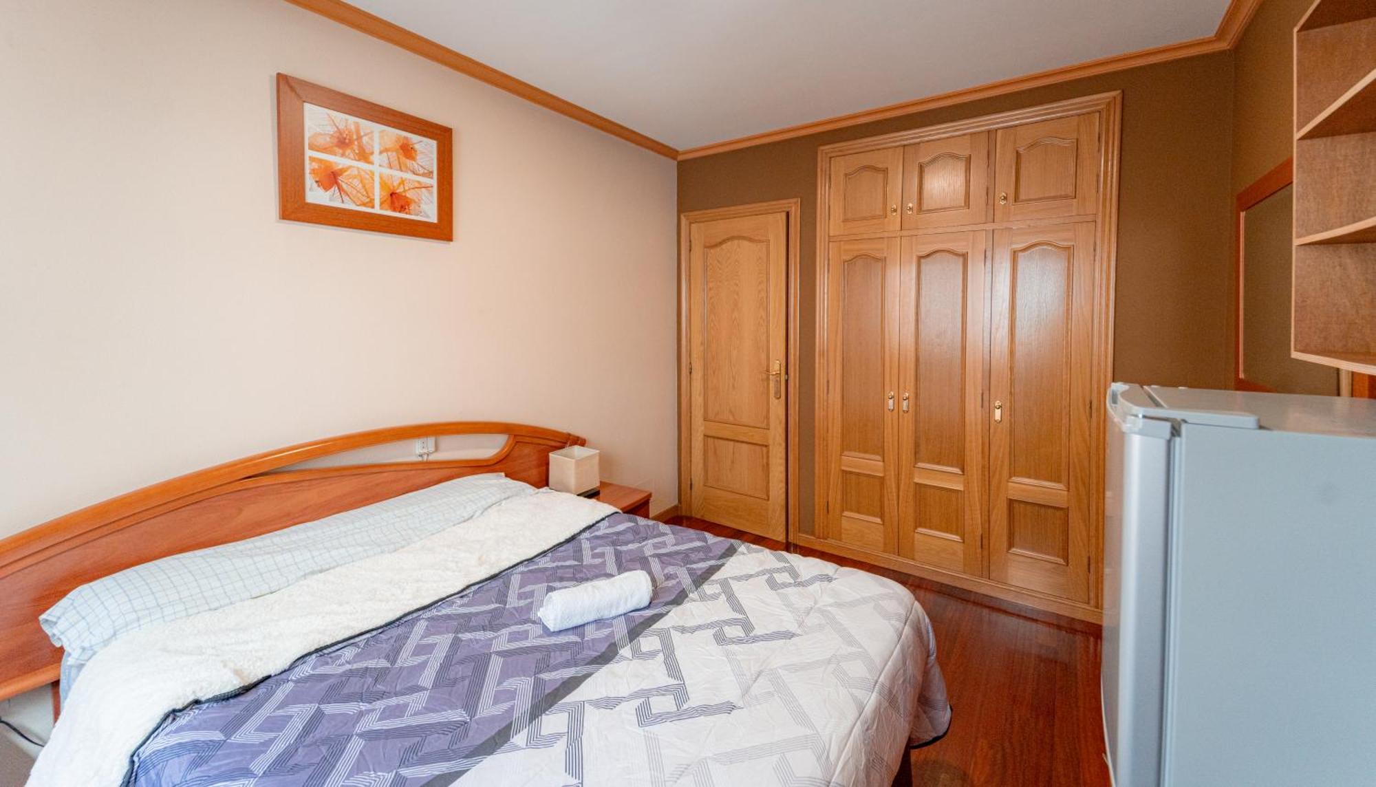 Habitacion Centro Pontereas Ponteareas Bagian luar foto